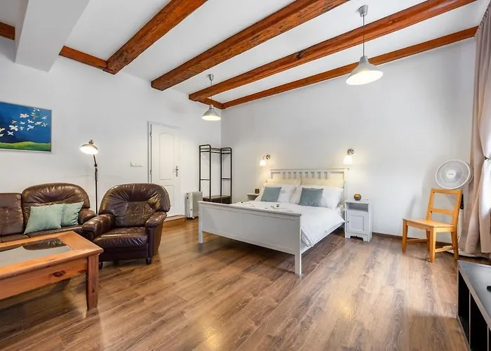 Good Vibes&honey Old Town Pressburg